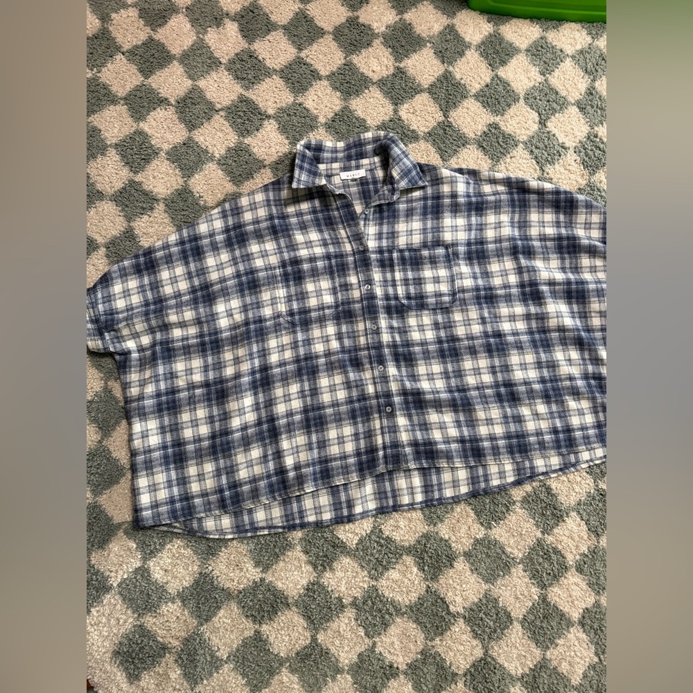 MABLE Women’s Blue Oversized Boxy Collared Button Down Flannel Shirt Trendy Md
